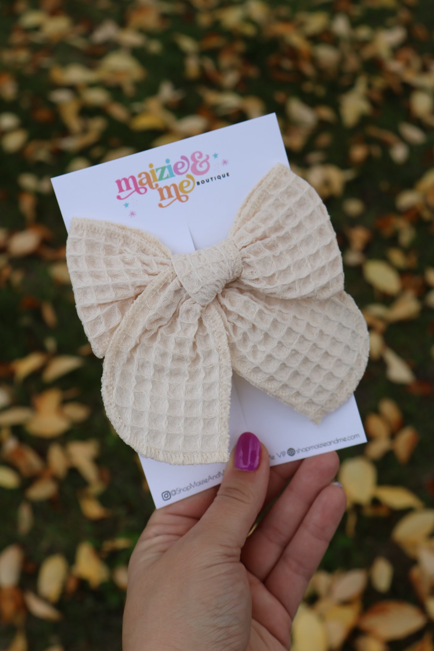 Cream Waffle Large Remi Bow