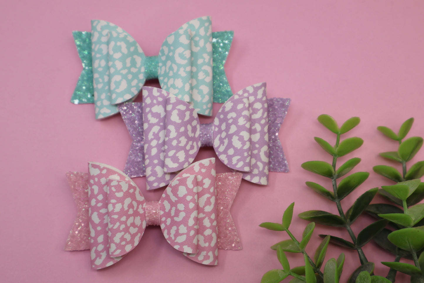Pastel Leopard Medium Ellie Bow