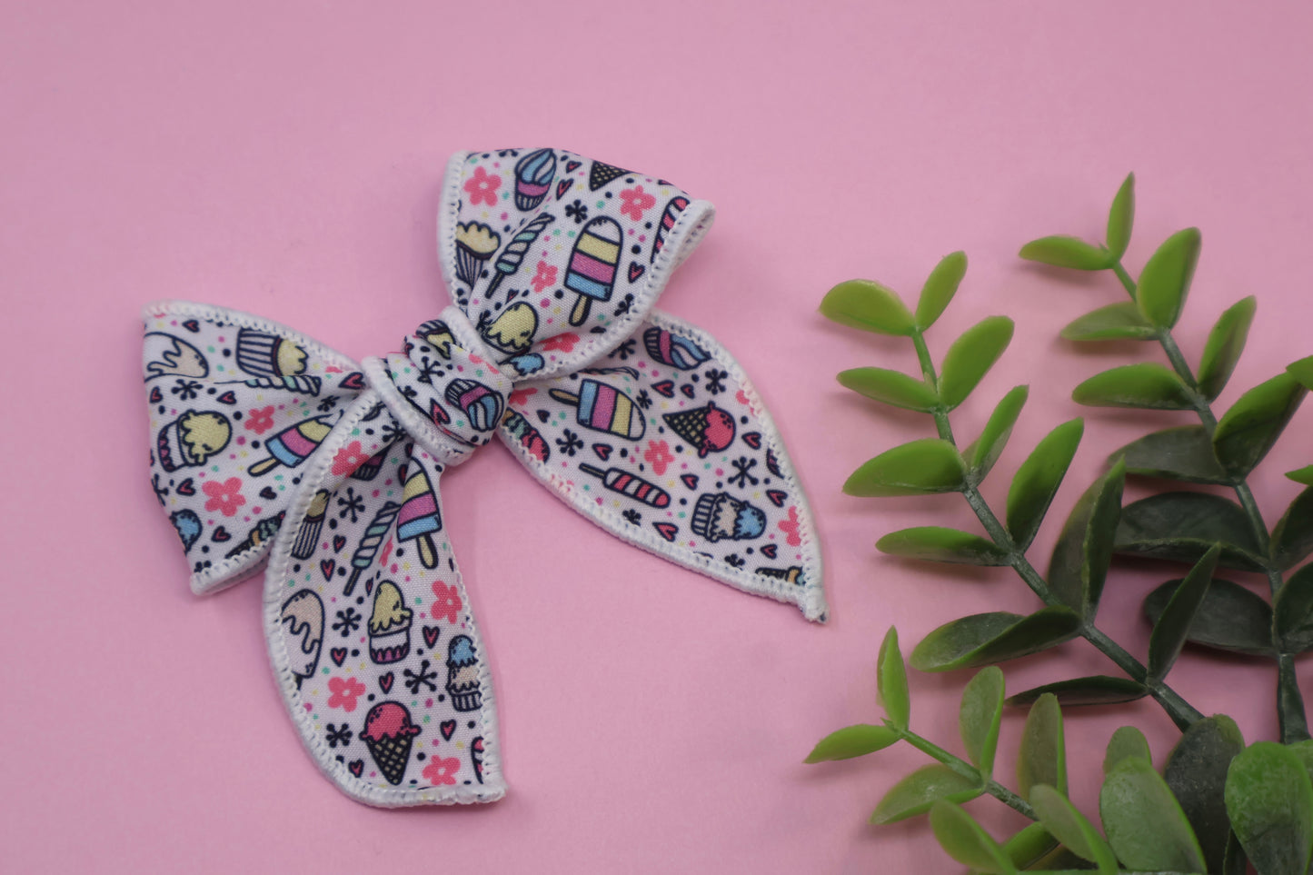 Sweets & Treats Small Remi Bow