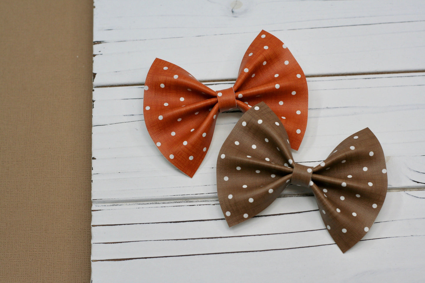 Linen Dots Baby Kate Bow