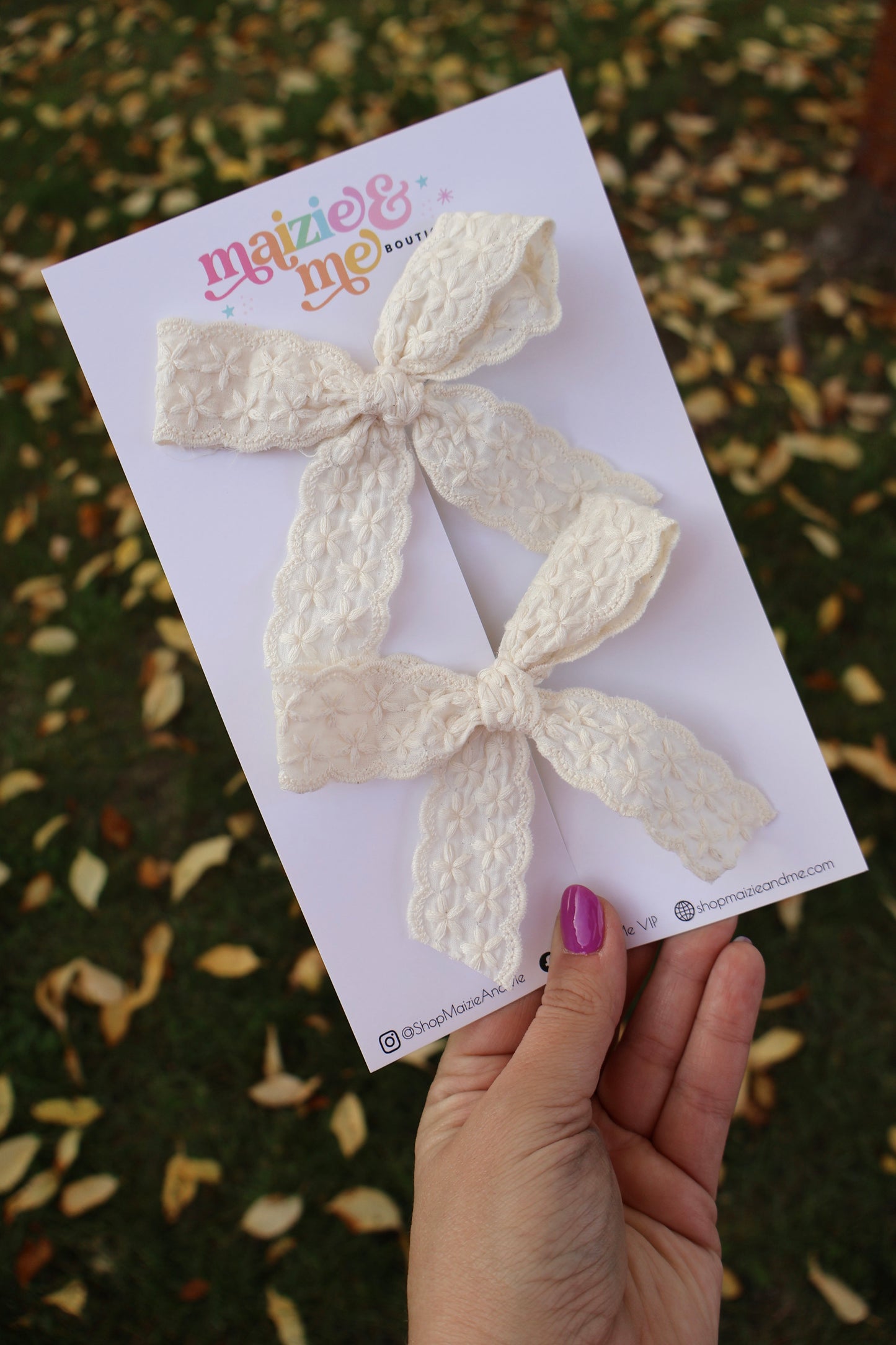 Cream Embroidered Lace Large Piggy Set