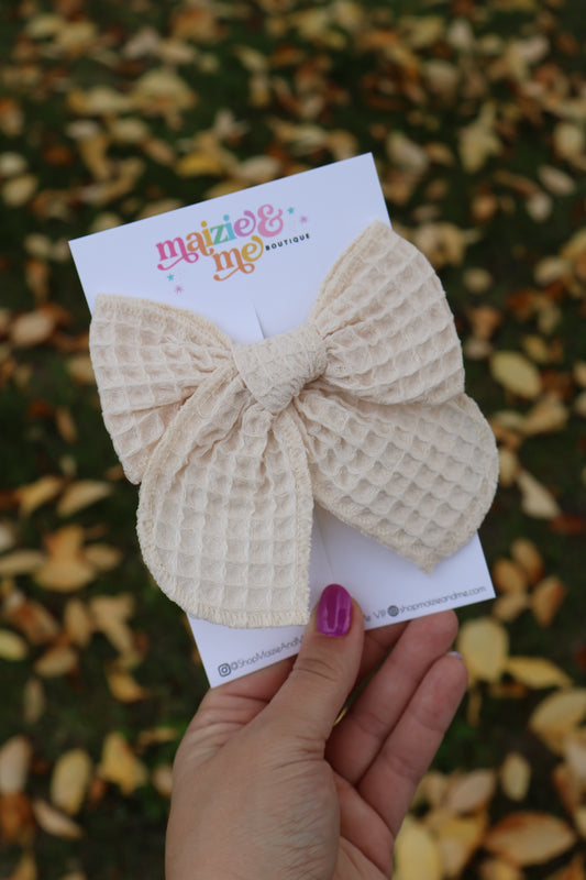 Cream Waffle Large Remi Bow