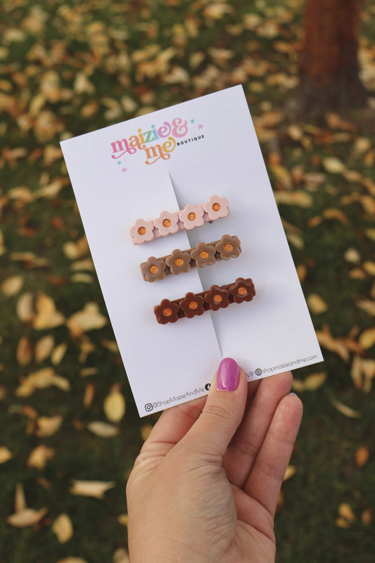 Neutral Flower Acrylic Clip Set