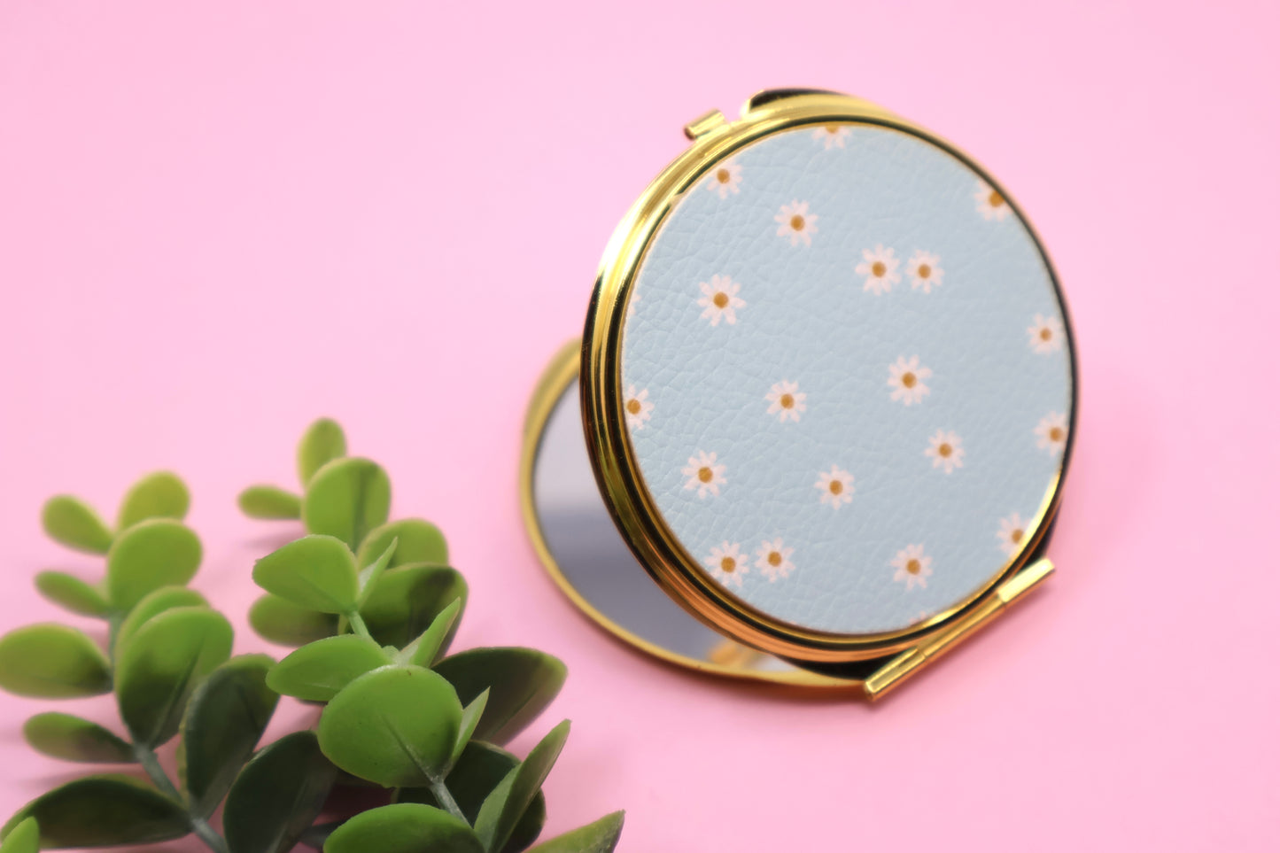 Sky Blue Darling Daisies Compact Mirror
