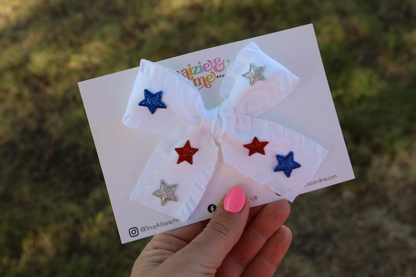 White Ruffles & Stars Large Bow (Alligator Clip Only)