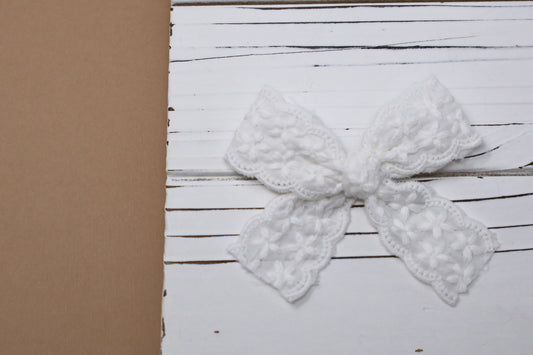 White Embroidered Lace Small Bow (Alligator Clip Only)
