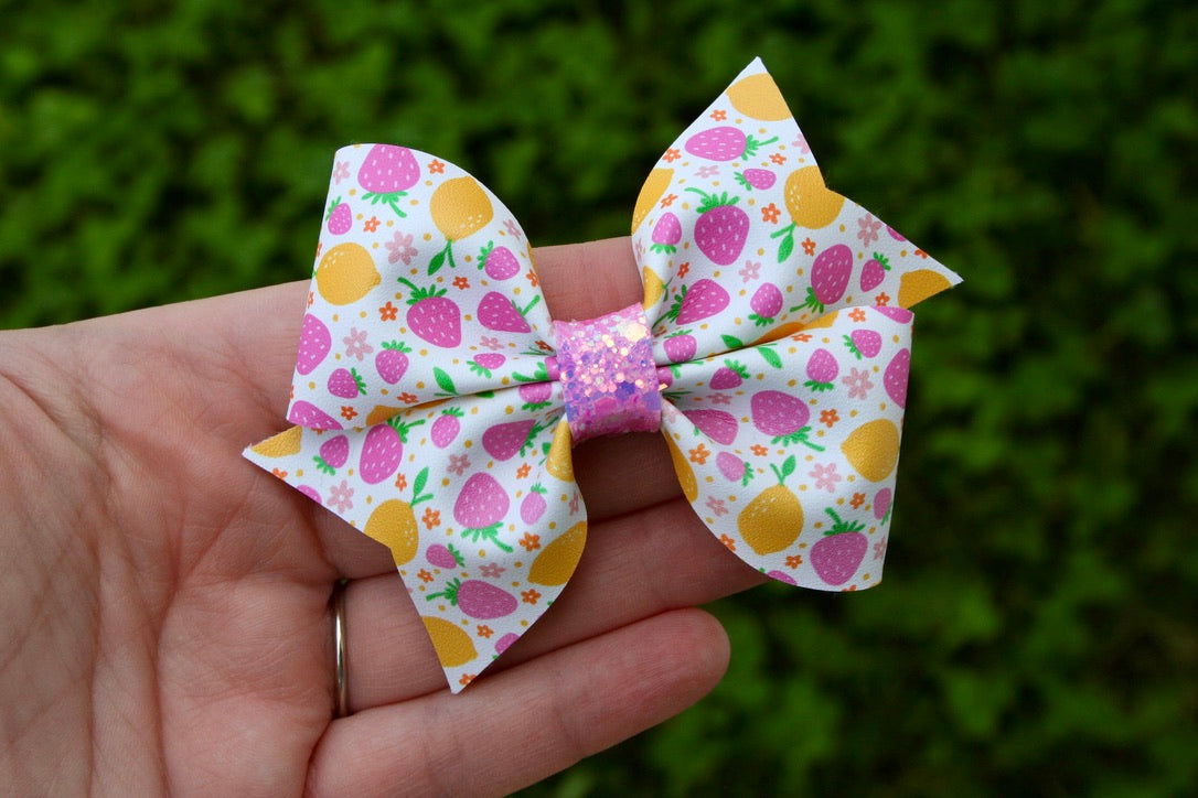 Strawberry Lemonade Willow Bow