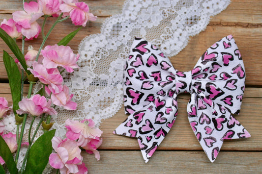 Pink Heart Leopard Maizie Bow