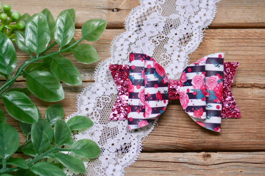 Love Story Stripes Medium Ellie Bow