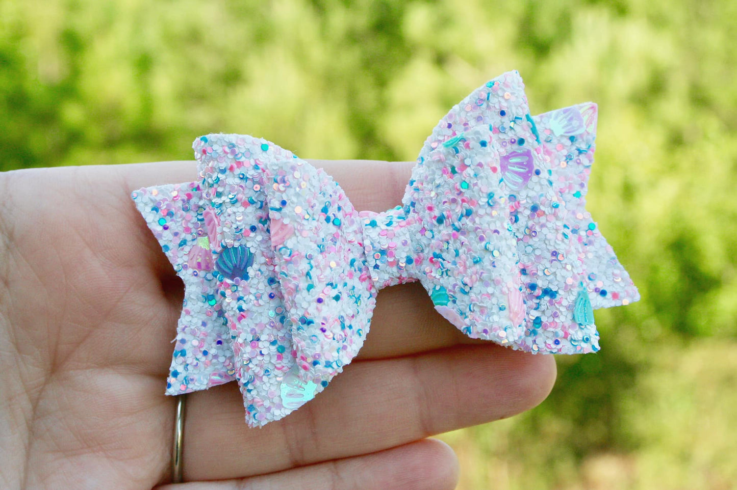 Wish Upon A Sea Shell Glitter Medium Ellie Bow