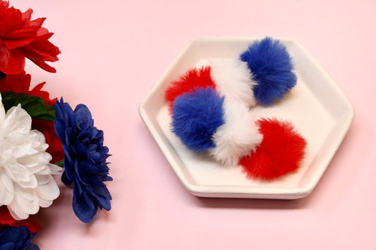 Patriotic Pom Pom Clips
