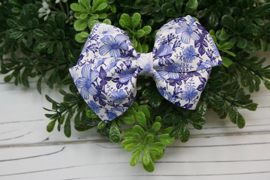 Moody Blue Vintage Floral Jayme Bow