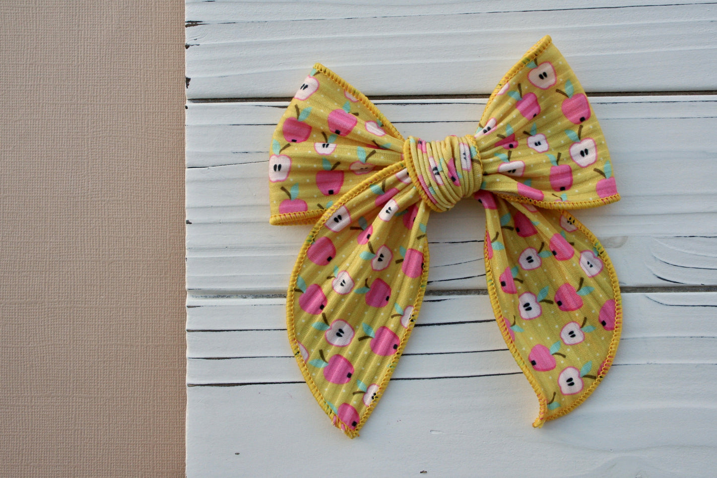 School Apples Rib Knit Large Remi Bow